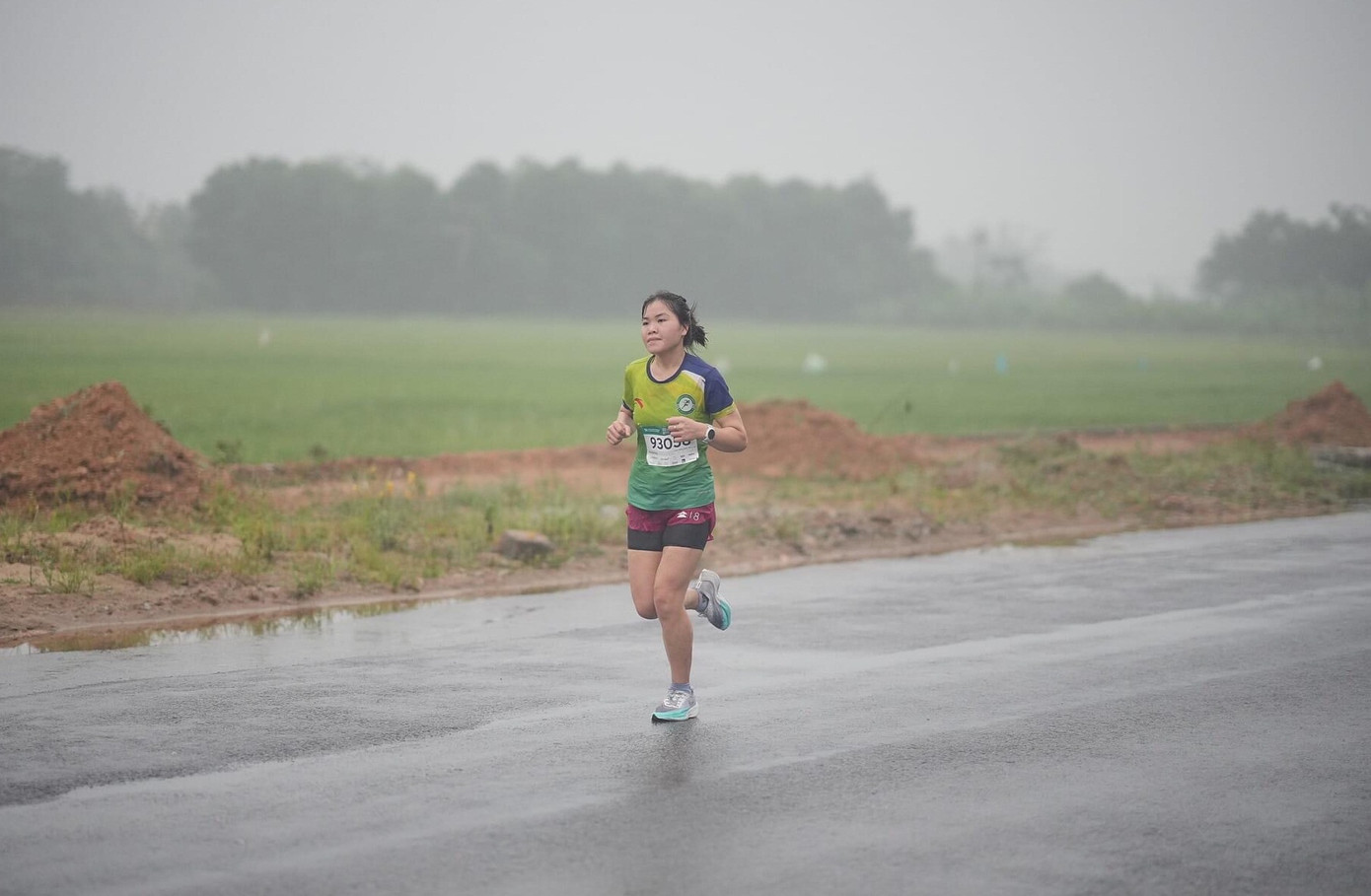 Chạy, với Nông Chang, đem lại rất nhiều thứ: "Mình đã không còn bị ốm vặt khi chuyển mùa, khả năng chịu nóng, chịu lạnh cũng được cải thiện rất nhiều. Chạy giúp mình có vóc dáng đẹp. Giới trẻ hiện nay rất để ý đến cân nặng, trước mình cũng bị tự ti do thừa cân, tốn tiền mua các loại thuốc giảm cân và nhịn ăn, nhưng nhờ có chạy bộ mình đã không cần phải lo lắng việc thừa cân nữa. Chạy cũng giúp mình kết giao được nhiều bạn mới và khi chạy sẽ tiết ra hormone giúp cơ thể thoải mái, giảm bớt căng thẳng. Chạy cho mình được là chính mình và được thử sức ở các cơ hội việc làm mới. Chạy giúp mình tránh xa các tệ nạn xã hội và có cơ hội du lịch nhiều nơi trên khắp mọi miền của Tổ quốc". Chạy, với Nông Chang, đem lại rất nhiều thứ: "Mình đã không còn bị ốm vặt khi chuyển mùa, khả năng chịu nóng, chịu lạnh cũng được cải thiện rất nhiều. Chạy giúp mình có vóc dáng đẹp. Giới trẻ hiện nay rất để ý đến cân nặng, trước mình cũng bị tự ti do thừa cân, tốn tiền mua các loại thuốc giảm cân và nhịn ăn, nhưng nhờ có chạy bộ mình đã không cần phải lo lắng việc thừa cân nữa. Chạy cũng giúp mình kết giao được nhiều bạn mới và khi chạy sẽ tiết ra hormone giúp cơ thể thoải mái, giảm bớt căng thẳng. Chạy cho mình được là chính mình và được thử sức ở các cơ hội việc làm mới. Chạy giúp mình tránh xa các tệ nạn xã hội và có cơ hội du lịch nhiều nơi trên khắp mọi miền của Tổ quốc".
