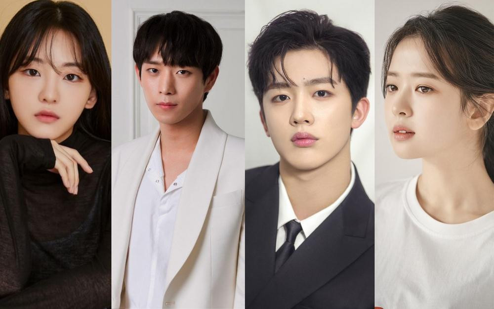 Đội hình diễn viên ban đầu của School 2021.