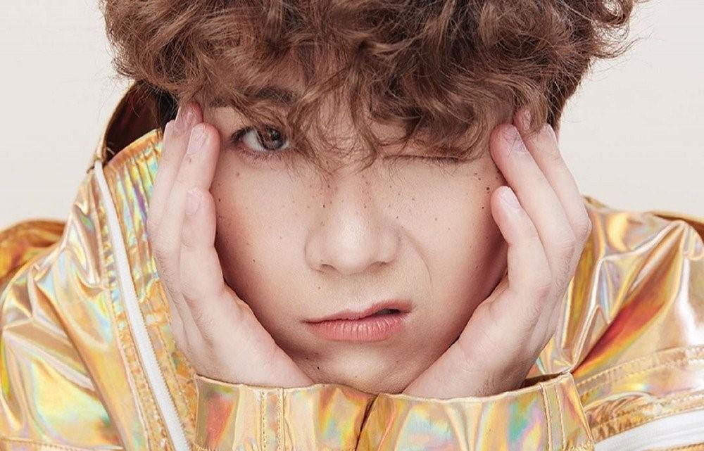 Hongki (F.T. Island): Từng bỏ ra 9 triệu won (tương đương 184 triệu đồng) để gắn kim cương thật lên móng. Hongki (F.T. Island): Từng bỏ ra 9 triệu won (tương đương 184 triệu đồng) để gắn kim cương thật lên móng.