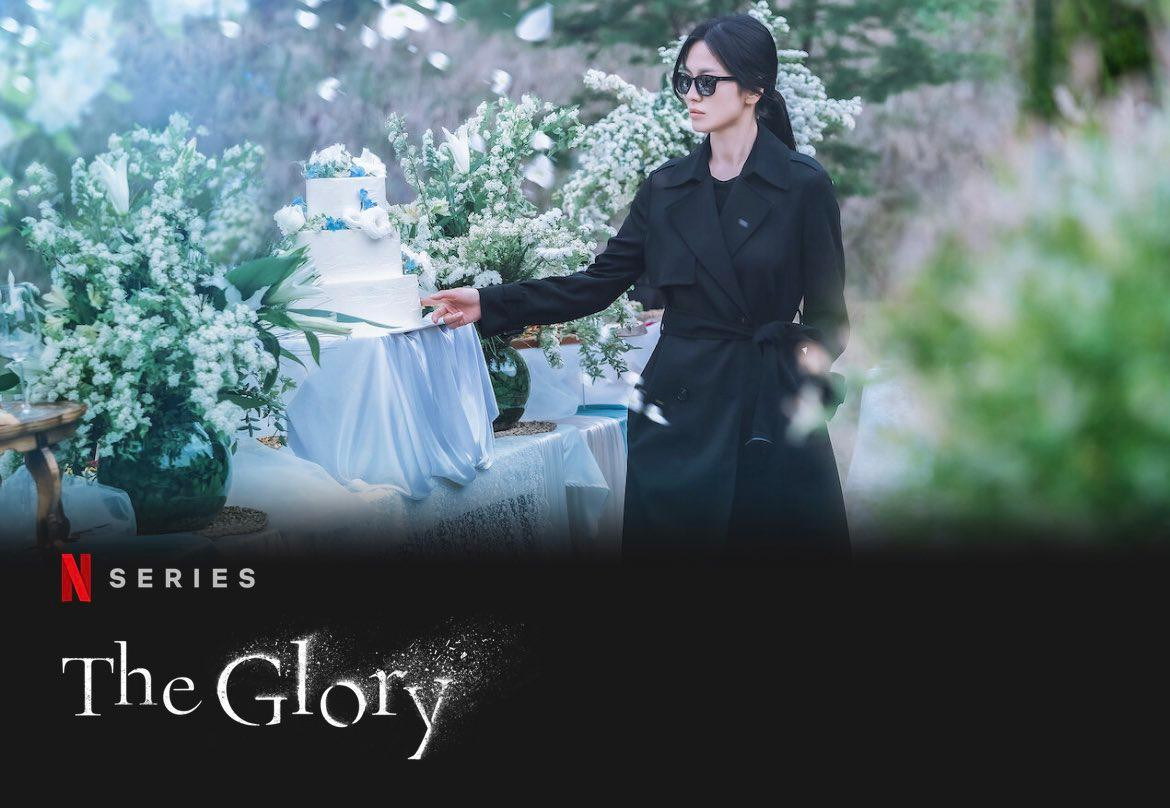 Song Hye Kyo sẽ xuất hiện trong bộ phim truyền hình The Glory sắp tới đây của Netflix, đóng cùng Lee Do-Hyun, và Lim Ji-Yeon. Song Hye Kyo sẽ xuất hiện trong bộ phim truyền hình The Glory sắp tới đây của Netflix, đóng cùng Lee Do-Hyun, và Lim Ji-Yeon.