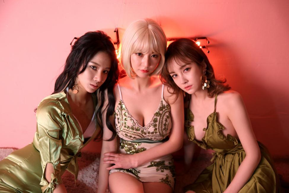 Cho đến hôm nay, đội hình của Six Bomb chỉ còn lại 3 thành viên là Soa, Dain và I Sol. Kể từ khi phát hành ca khúc ballad Your Neighborhood từ năm 2018, Six Bomb không có thêm bất cứ một hoạt động nghệ thuật nào khác. Cho đến hôm nay, đội hình của Six Bomb chỉ còn lại 3 thành viên là Soa, Dain và I Sol. Kể từ khi phát hành ca khúc ballad Your Neighborhood từ năm 2018, Six Bomb không có thêm bất cứ một hoạt động nghệ thuật nào khác.