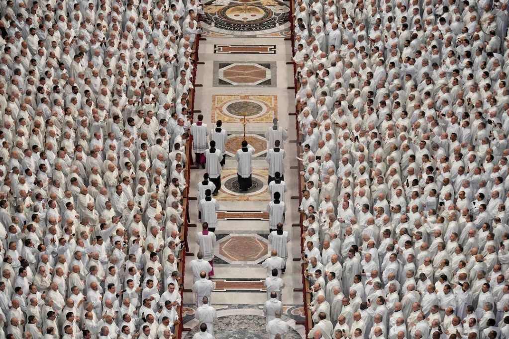 Tổng Giám mục Rino Fisichella chủ trì thánh lễ thay Giáo hoàng Francis, ngày 23/2. (Ảnh: Vatican) Tổng Giám mục Rino Fisichella chủ trì thánh lễ thay Giáo hoàng Francis, ngày 23/2. (Ảnh: Vatican)