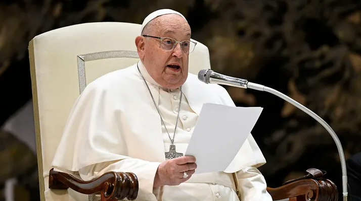 Giáo hoàng Francis khi thuyết giảng ngày 12/2, trước khi phải nhập viện. (Ảnh: Vatican) Giáo hoàng Francis khi thuyết giảng ngày 12/2, trước khi phải nhập viện. (Ảnh: Vatican)