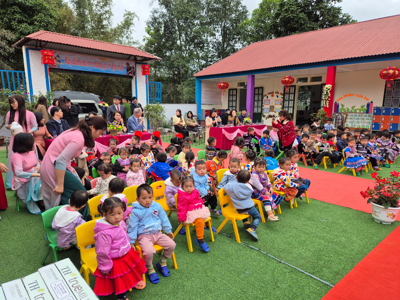 Lễ khánh thành điểm trường. (Nguồn: ĐSQ Israel)