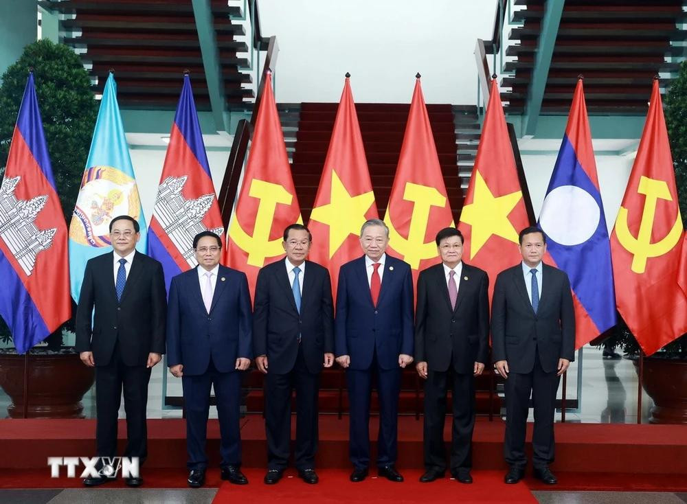 Cuộc gặp cấp cao của lãnh đạo Việt Nam, Lào và Campuchia, ngày 22/2, tại TPHCM. (Ảnh: TTXVN)