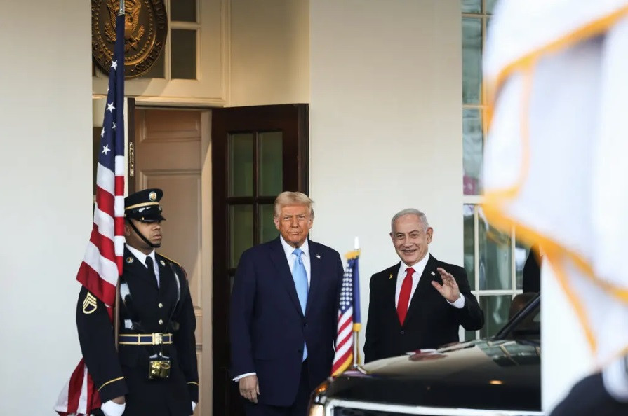 Tổng thống Mỹ Donald Trump và Thủ tướng Israel Benjamin Netanyahu tại Nhà Trắng, ngày 4/2. (Ảnh: NYT) Tổng thống Mỹ Donald Trump và Thủ tướng Israel Benjamin Netanyahu tại Nhà Trắng, ngày 4/2. (Ảnh: NYT)