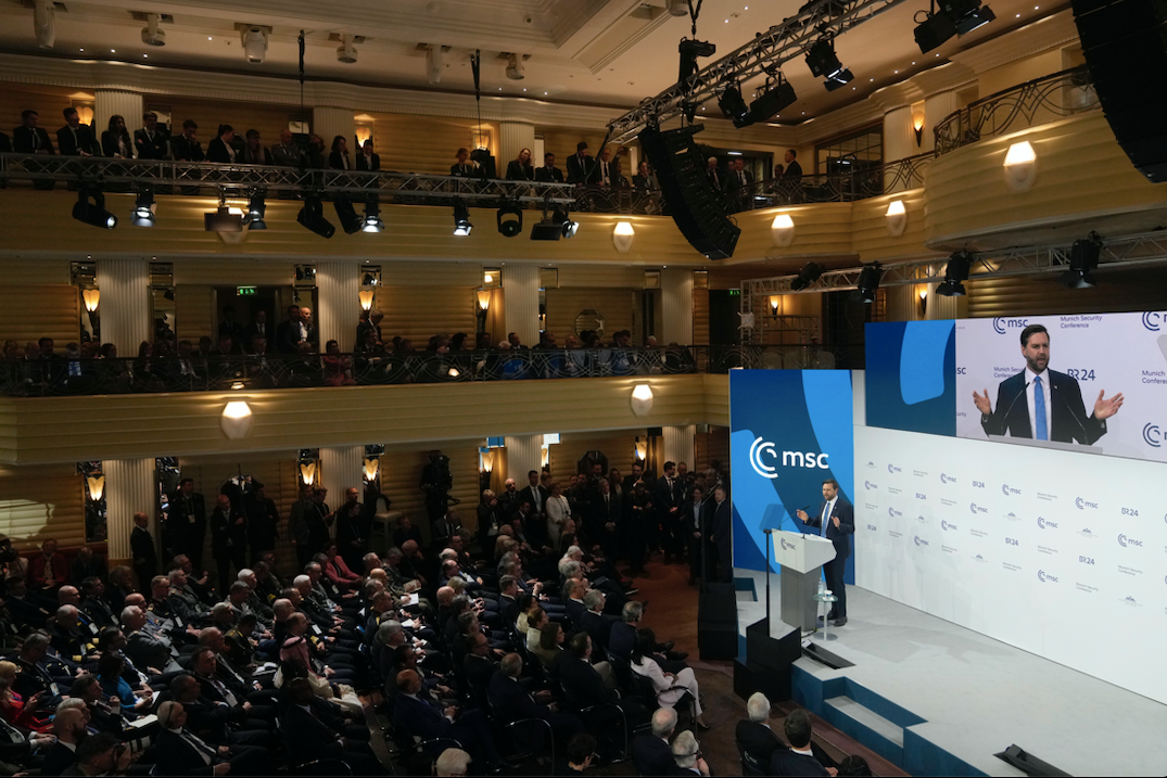 Các lãnh đạo và quan chức châu Âu nghe Phó Tổng thống Mỹ JD Vance phát biểu tại Hội nghị an ninh Munich ngày 14/2. (Ảnh: AP) Các lãnh đạo và quan chức châu Âu nghe Phó Tổng thống Mỹ JD Vance phát biểu tại Hội nghị an ninh Munich ngày 14/2. (Ảnh: AP)