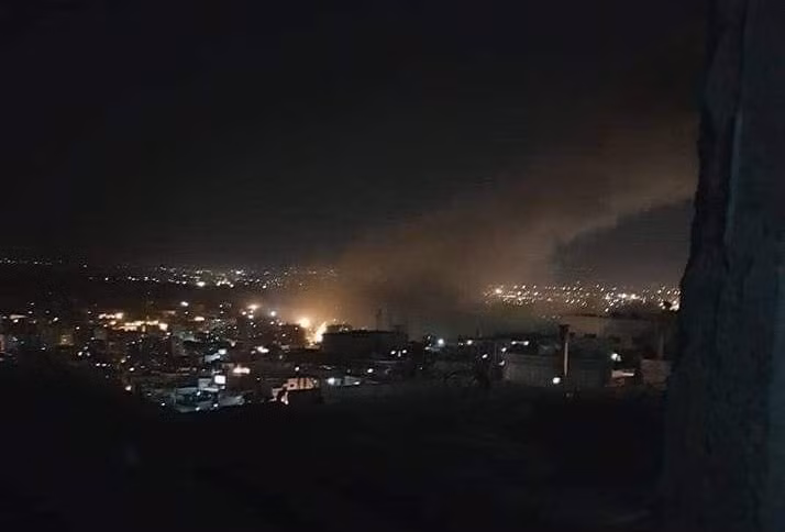 Mỹ, Anh, Pháp tấn công tên lửa Syria ảnh 23