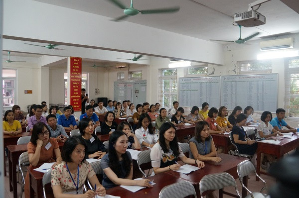 Thí sinh hào hứng làm thủ tục nhập thi THPT quốc gia 2019 ảnh 26