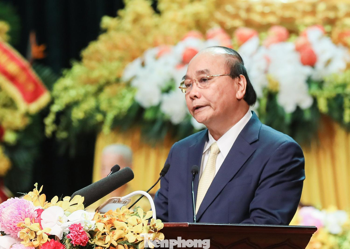 Chủ tịch nước Nguyễn Xuân Phúc phát biểu tại lễ khai mạc Đại hội đại biểu Phật giáo toàn quốc lần thứ IX, nhiệm kỳ 2022-2027.