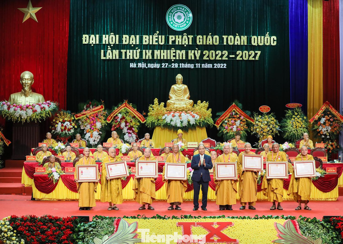 Ghi nhận những đóng góp to lớn của GHPGVN trong suốt 41 năm với công tác phụng sự Đạo pháp và Dân tộc, góp phần xây dựng CNXH và bảo vệ Tổ quốc, Chủ tịch nước Nguyễn Xuân Phúc đã trao tặng Huân chương Độc lập hạng Nhất cho GHPGVN. Nhân sự kiện trọng đại này, Chủ tịch nước Nguyễn Xuân Phúc cũng đã trao tặng Huân chương Độc lập hạng Ba cho 01 cá nhân và Huân chương Lao động hạng Ba cho 10 cá nhân, tập thể của GHPGVN có nhiều đóng góp to lớn, luôn nhập thế tích cực "hộ quốc an dân", đồng hành cùng dân tộc.