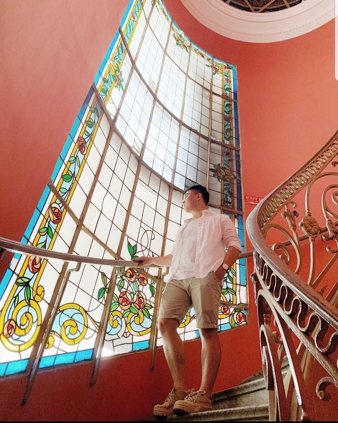 Và góc cầu thang cũng không ngoại lệ. (Ảnh: @thomas_leenhan) Và góc cầu thang cũng không ngoại lệ. (Ảnh: @thomas_leenhan)