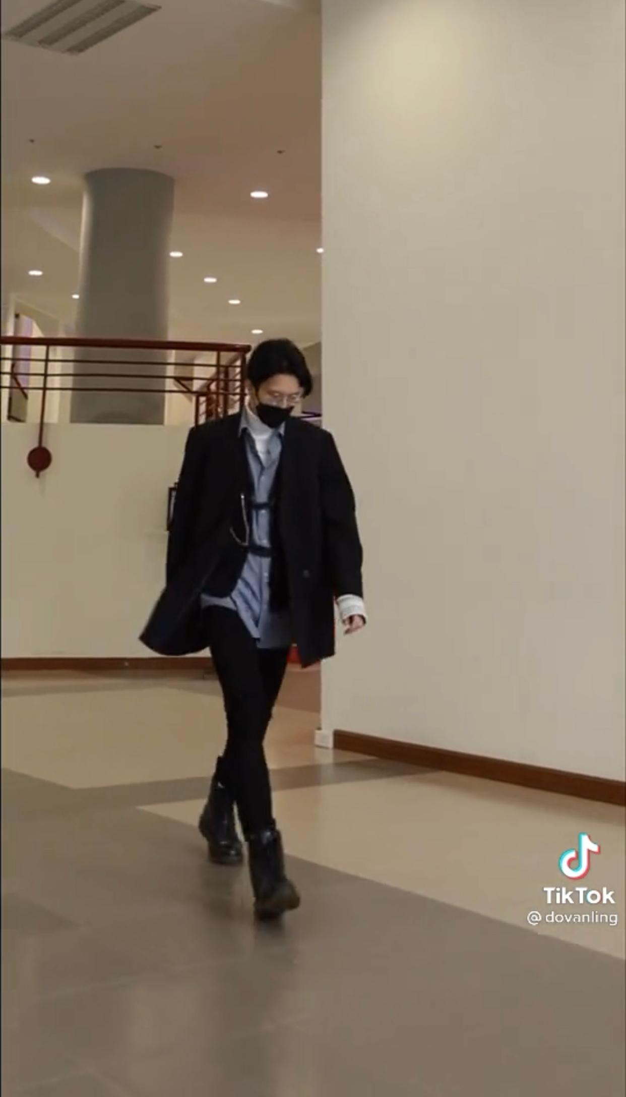 Nếu không nói trước, ta cứ ngỡ đây là idol Hàn Quốc nào đó!