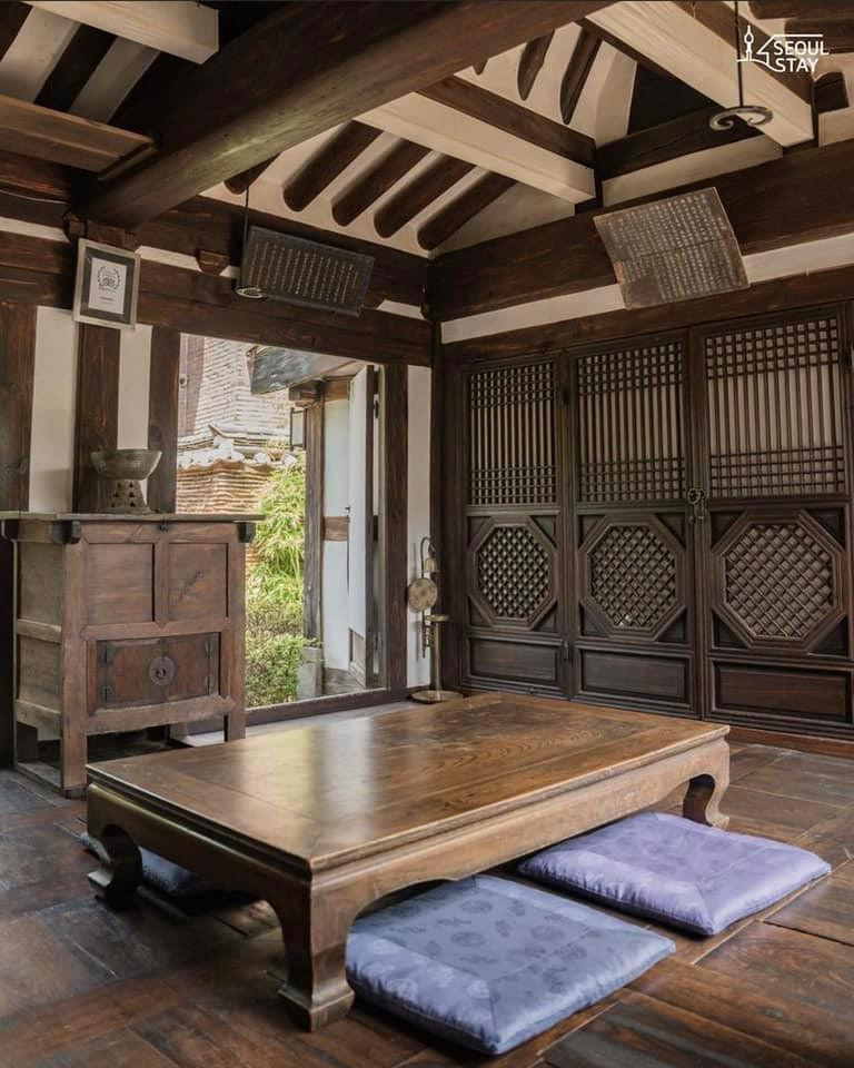 Lối kiến trúc và cơ sở vật chất đậm nét truyền thống thời Joseon. (Ảnh: @seoulstay_official)