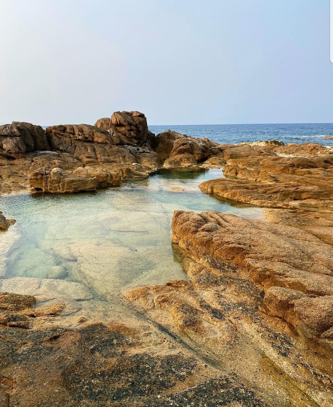 Hồ nước xanh cực kì mát mắt. (Ảnh: huynhthanhtung22)