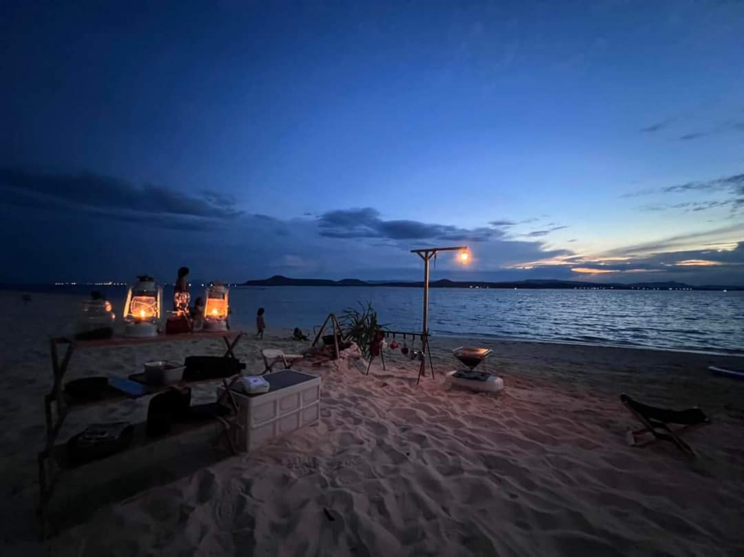 Cắm trại qua đêm tại Cù Lao Mái Nhà cũng là trải nghiệm vô cùng tuyệt vời. (Ảnh: Trần Thu Phương)