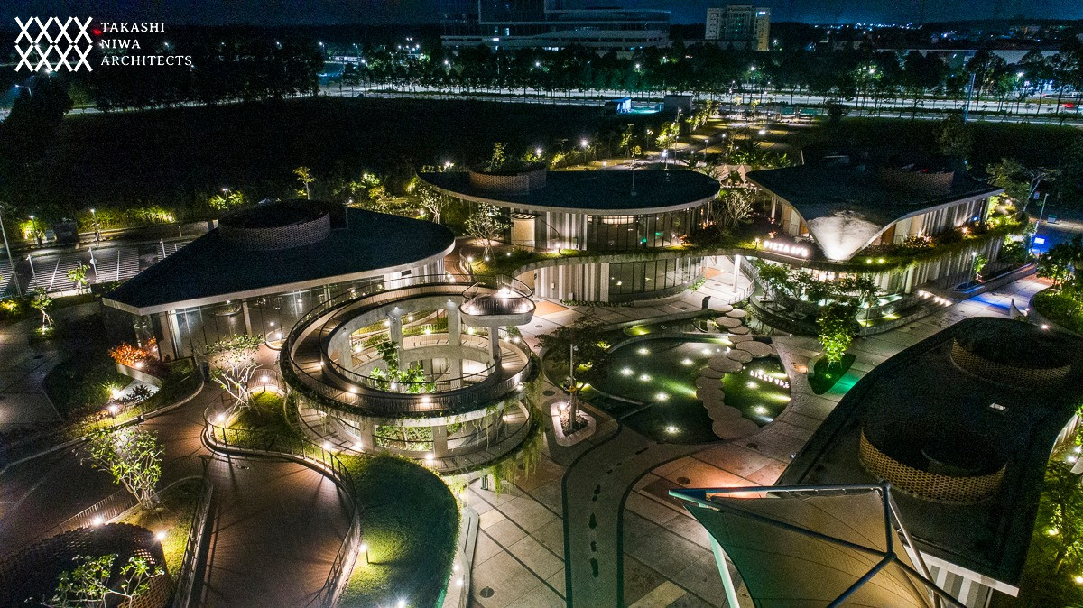 Hikari về đêm tựa như một khu nghỉ dưỡng cao cấp. (Ảnh: Takashi Niwa Architects) Hikari về đêm tựa như một khu nghỉ dưỡng cao cấp. (Ảnh: Takashi Niwa Architects)