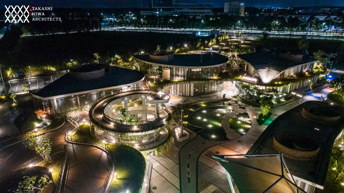 Hikari về đêm tựa như một khu nghỉ dưỡng cao cấp. (Ảnh: Takashi Niwa Architects)