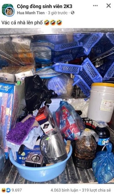 Tân sinh viên “bận rộn” mang cả nhà lên thành phố! (Nguồn: Hua Manh Tien)