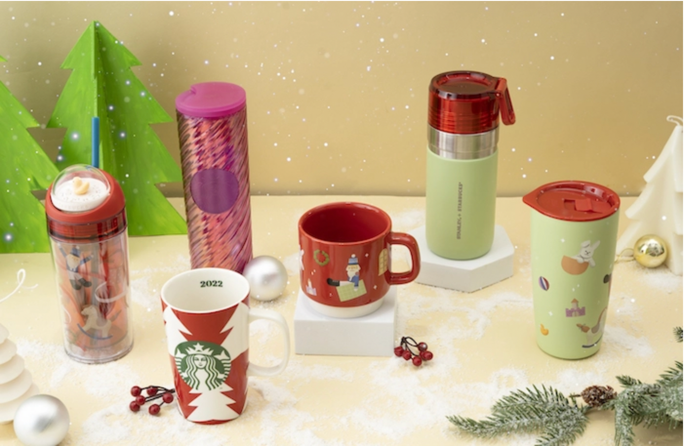 Bộ sưu tập ly xinh xắn khiến ta càng có cảm giác Giáng sinh đã cận kề!