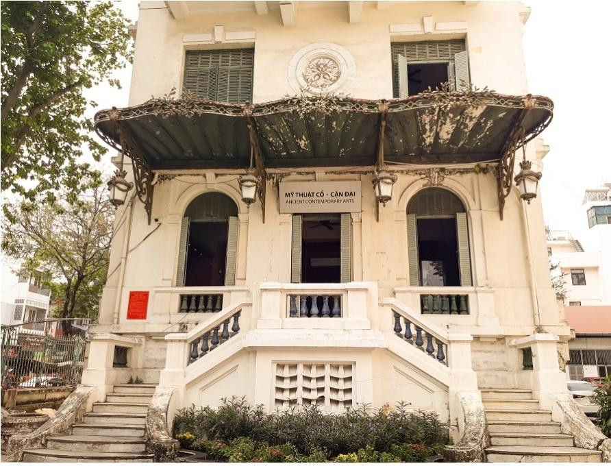 Tòa nhà 3, tòa nhà Mỹ thuật, nơi trưng bày các tác phẩm điêu khắc gốm sứ là chủ yếu. Tòa nhà 3, tòa nhà Mỹ thuật, nơi trưng bày các tác phẩm điêu khắc gốm sứ là chủ yếu.