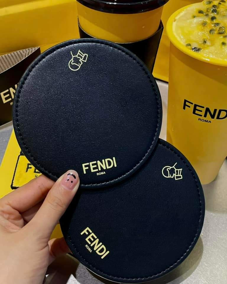 Những món phụ kiện đặc biệt cho sự kiện. (Ảnh: Internet) Những món phụ kiện đặc biệt cho sự kiện. (Ảnh: Internet)