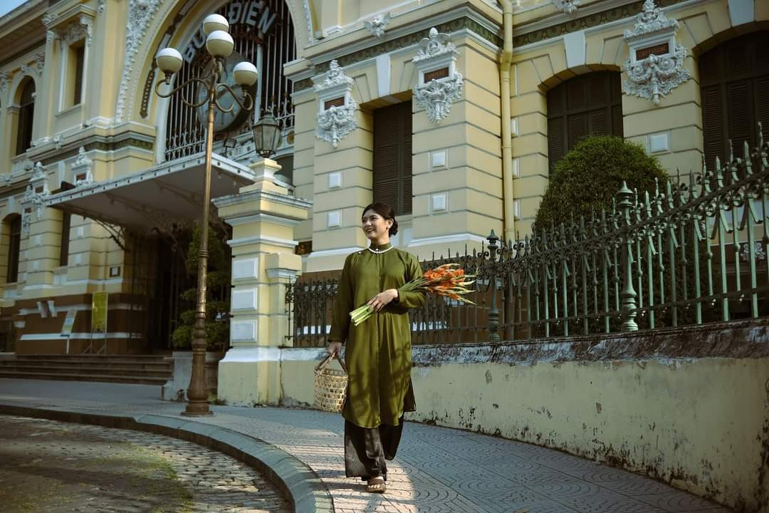 Background vừa mang hơi hướng retro vừa có một chút hiện đại. (Ảnh: Mai Khanh)