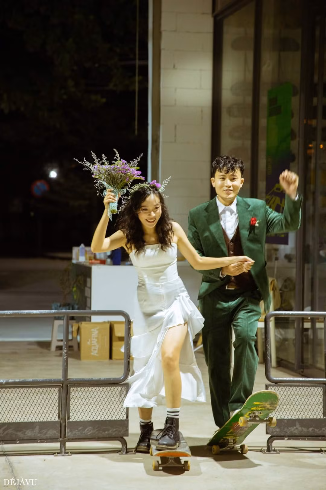 Những bức ảnh vô cùng đáng yêu được chụp trong buổi lễ. (Ảnh: Lương Phạmm) Những bức ảnh vô cùng đáng yêu được chụp trong buổi lễ. (Ảnh: Lương Phạmm)