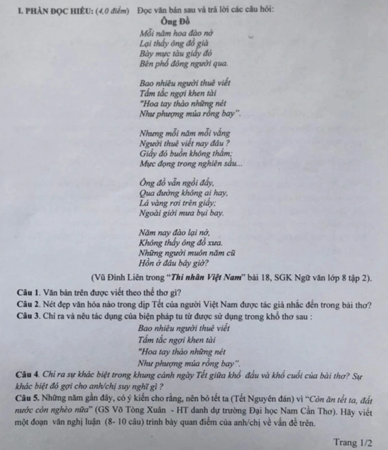 Đề Văn bàn luận về vấn đề "còn ăn tết ta, đất nước còn nghèo" (Ảnh chụp màn hình) Đề Văn bàn luận về vấn đề "còn ăn tết ta, đất nước còn nghèo" (Ảnh chụp màn hình)