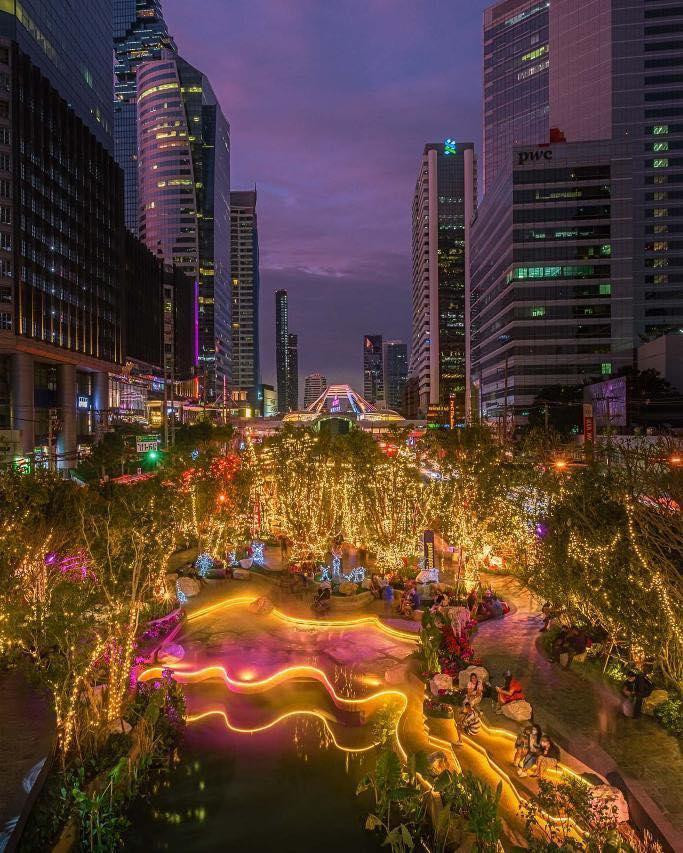 Buổi tối, công viên đẹp tựa “chốn thần tiên” giữa lòng Bangkok. (Nguồn: @sombatphotograph) Buổi tối, công viên đẹp tựa “chốn thần tiên” giữa lòng Bangkok. (Nguồn: @sombatphotograph)