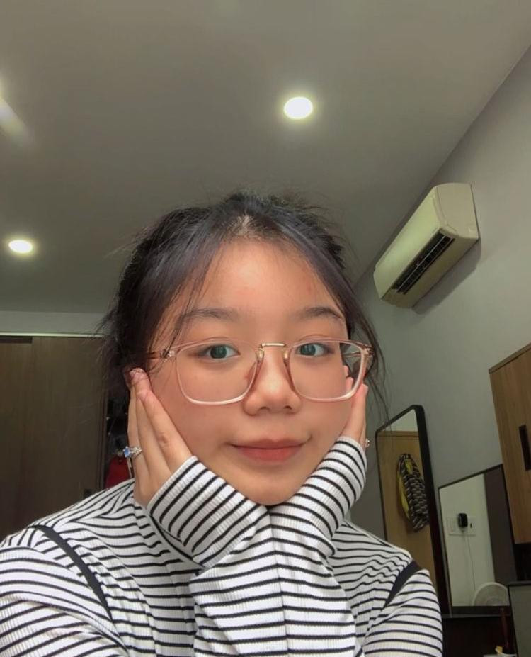 Kyla không chỉ sở hữu khuôn mặt đáng yêu mà còn là cô bạn đa tài. Kyla không chỉ sở hữu khuôn mặt đáng yêu mà còn là cô bạn đa tài.