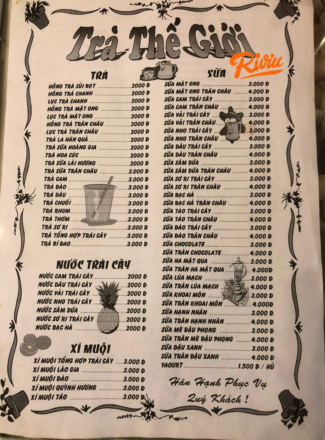 Menu trà sữa từ 20 năm trước khiến nhiều người bất ngờ vì vô cùng đa dạng mà giá chỉ bằng 1/30 ngày nay. (Ảnh: Khôi Minh Vũ)