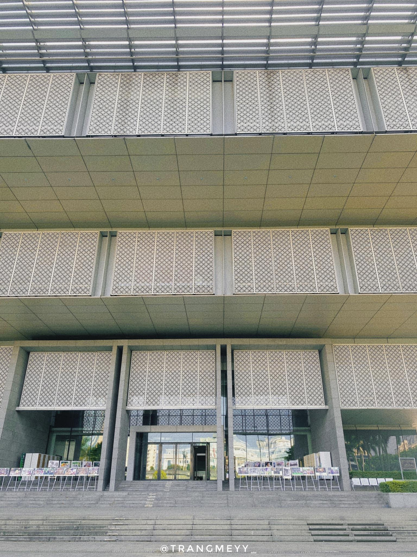 Bảo tàng Hà Nội mang kiến trúc vừa hiện đại vừa nghệ thuật. Ảnh: @trangmeyy_