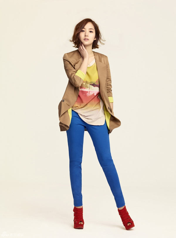 Người đẹp "City Hunter" xuất hiện với tần số cao trên các tạp chí thời trang