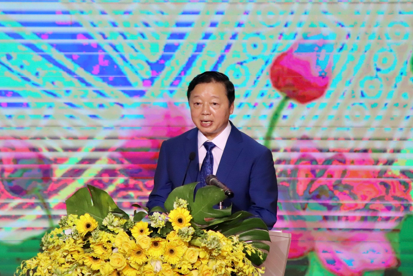 Phó Thủ tướng Trần Hồng Hà phát biểu chỉ đạo tại lễ công bố quyết định của Chính phủ về việc phê duyệt Đồ án điều chỉnh Quy hoạch chung TP Nha Trang đến năm 2040. Ảnh: Khánh Nguyên. Phó Thủ tướng Trần Hồng Hà phát biểu chỉ đạo tại lễ công bố quyết định của Chính phủ về việc phê duyệt Đồ án điều chỉnh Quy hoạch chung TP Nha Trang đến năm 2040. Ảnh: Khánh Nguyên.