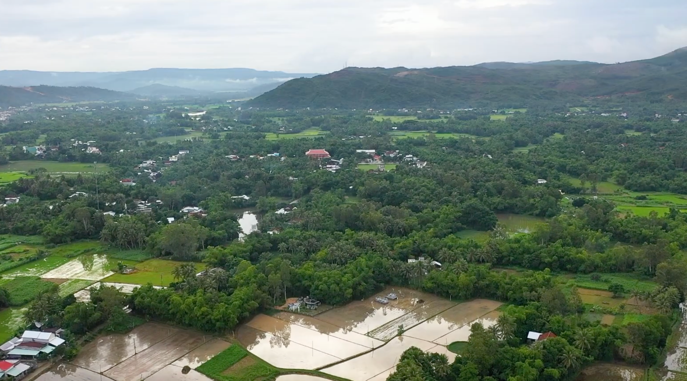Toàn cảnh hôm nay của làng An Thổ - nơi sinh cố Tổng Bí thư Trần Phú. Ảnh: Công Hoan.