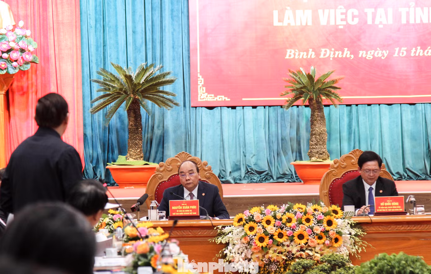 Quang cảnh buổi làm việc. Ảnh: Trương Định Quang cảnh buổi làm việc. Ảnh: Trương Định
