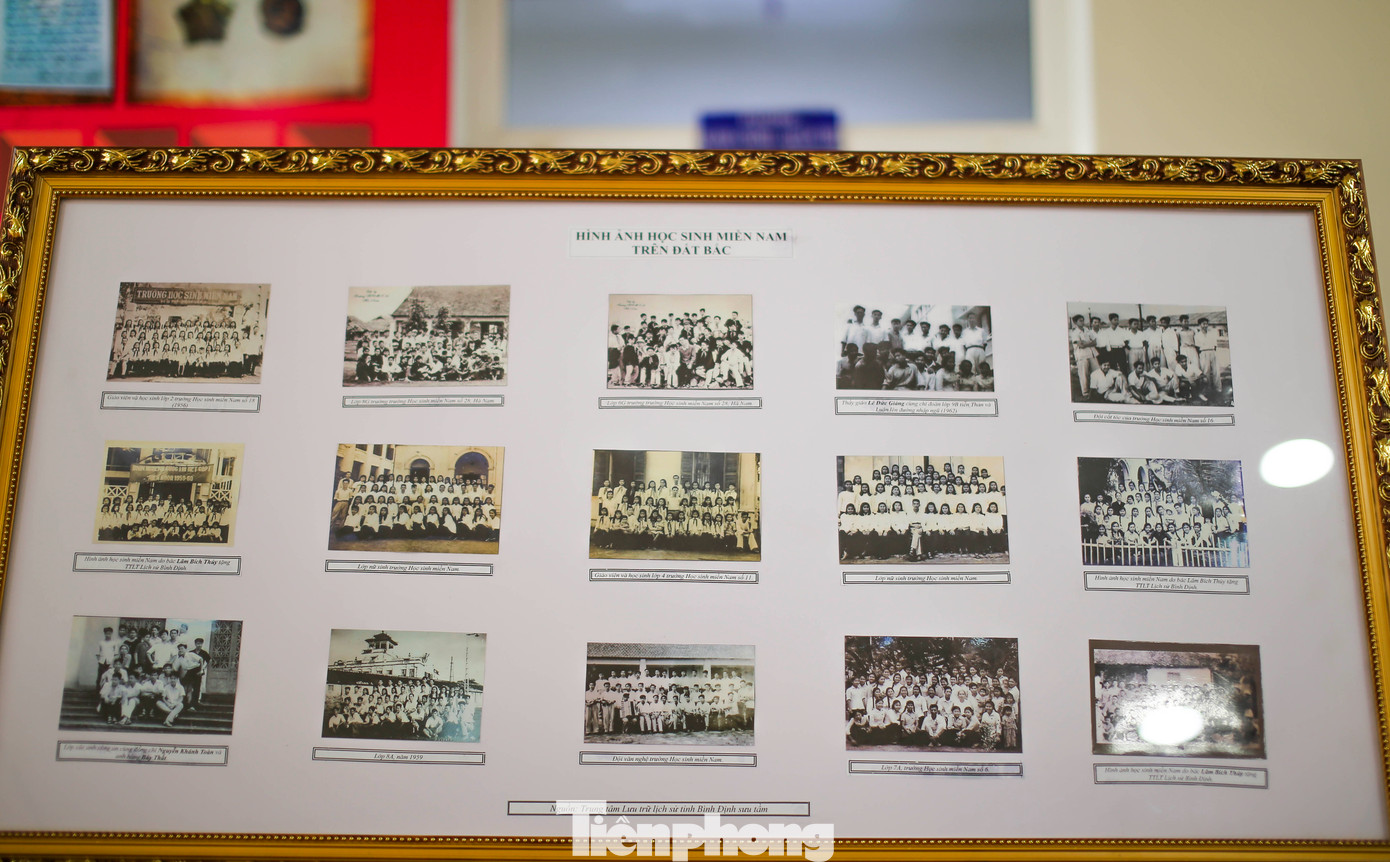 Những hình ảnh học sinh miền Nam trên đất Bắc. Ảnh: Trương Định.