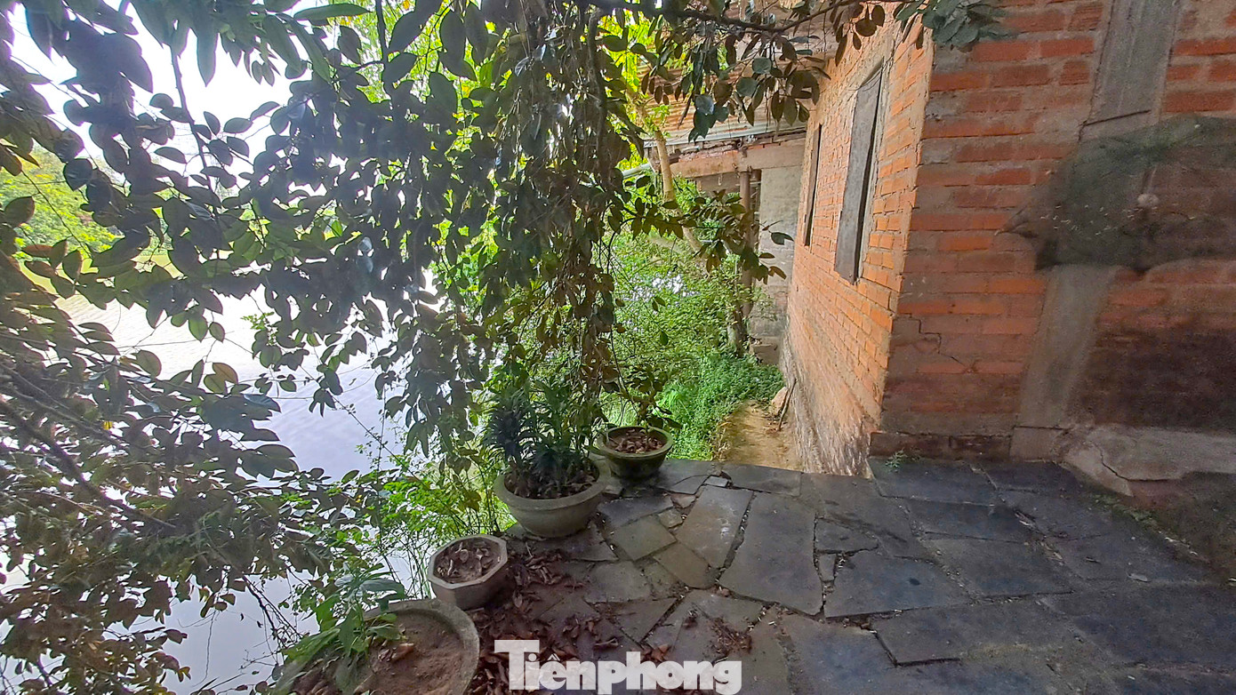 Được biết, UBND tỉnh Bình Định đã cho chủ trương lập quy hoạch chi tiết xây dựng khu dân cư với diện tích hơn 1,2ha để bố trí tái định cư cho khoảng 18 hộ dân dưới chân cầu Gành. Ảnh: Trương Định