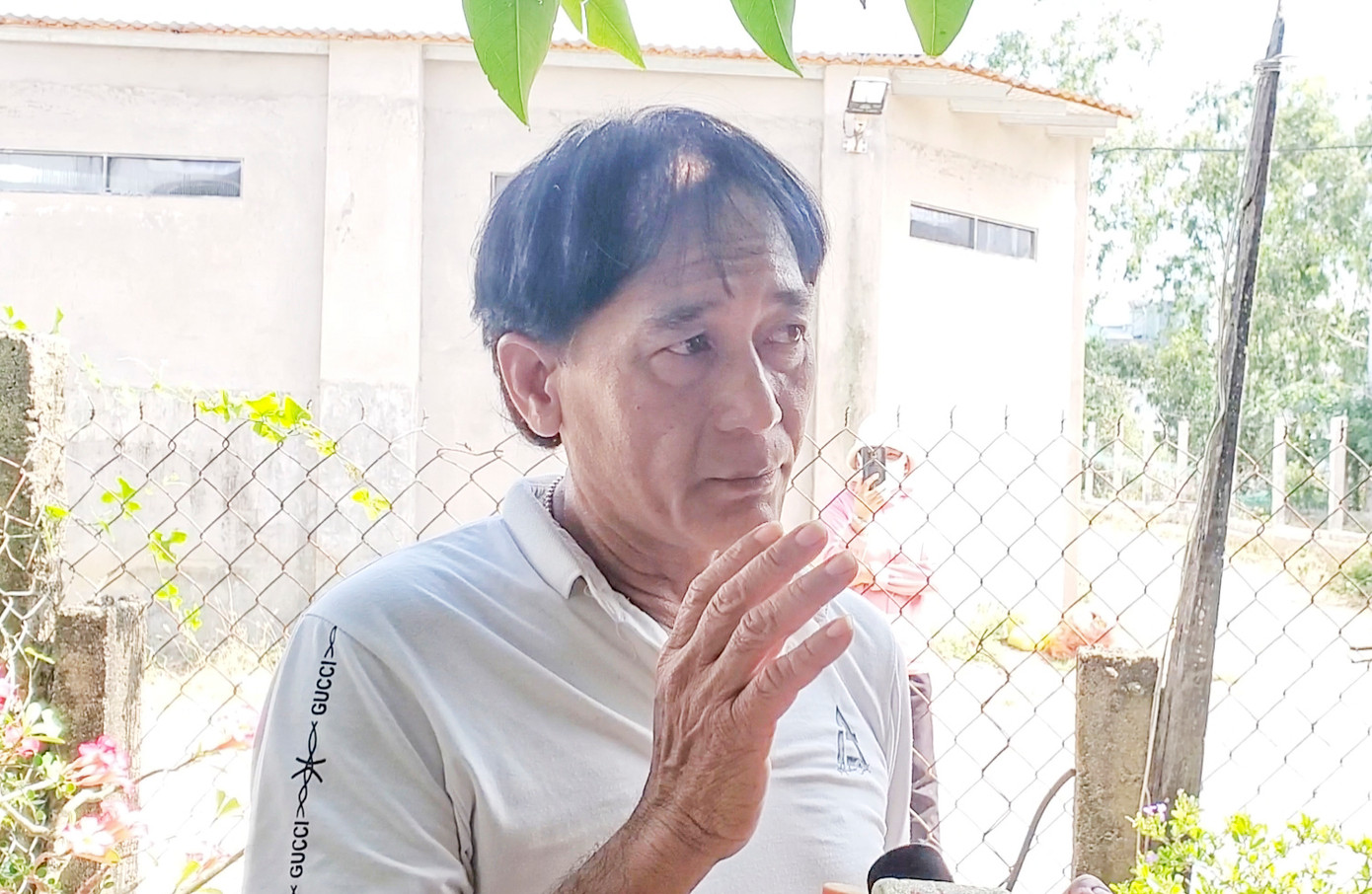 Ông Lý Phước Hòa phản ánh. Ông Lý Phước Hòa phản ánh.