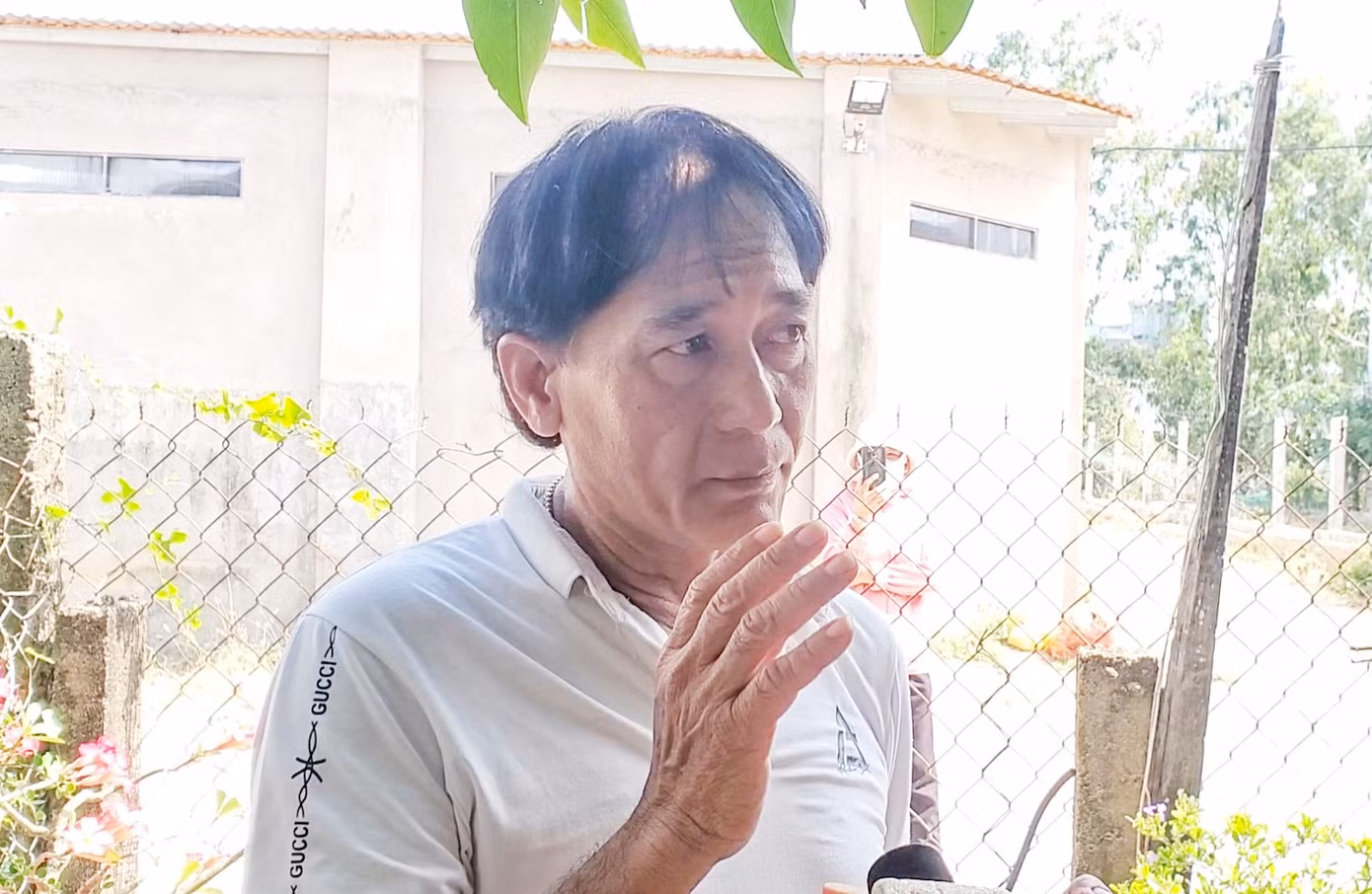 Ông Lý Phước Hòa phản ánh. Ông Lý Phước Hòa phản ánh.