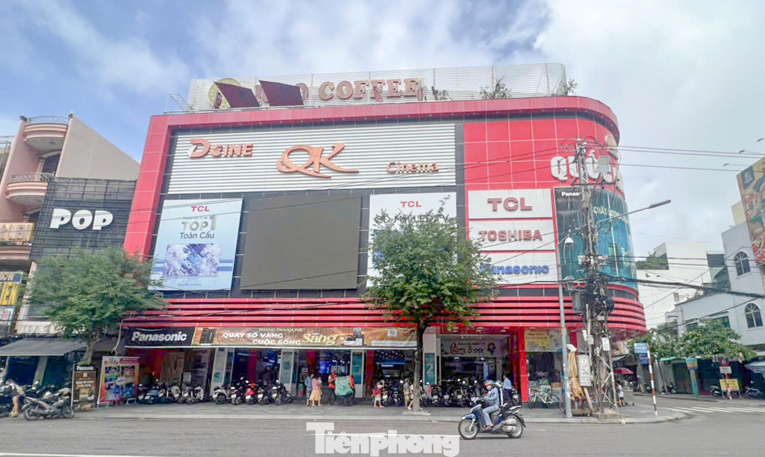 Khu tại số 312 Phan Bội Châu, TP. Quy Nhơn đang hoạt động kinh doanh. Ảnh: Trương Định