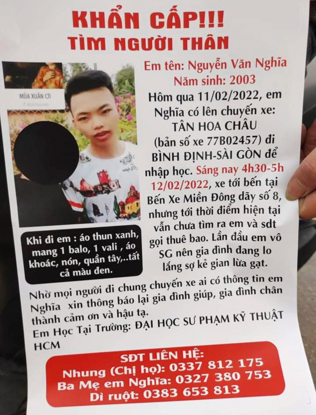 Gia đình phát tờ rơi tìm anh Nghĩa.