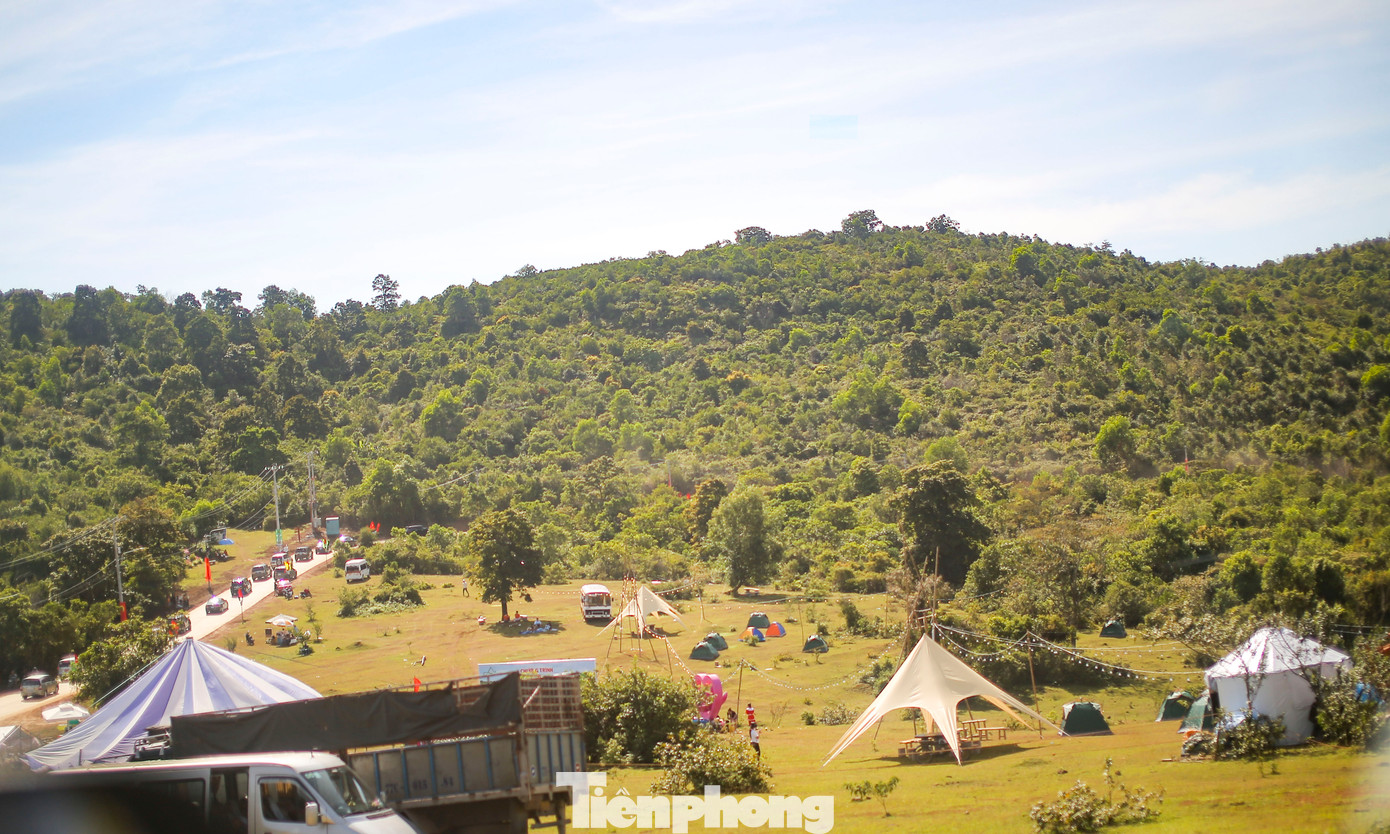 Ngày hội diễn ra trong 3 ngày, từ 30/8-1/9, với nhiều hoạt động văn hóa, thể thao, du lịch đa dạng, hấp dẫn. Ảnh: Trương Định. Ngày hội diễn ra trong 3 ngày, từ 30/8-1/9, với nhiều hoạt động văn hóa, thể thao, du lịch đa dạng, hấp dẫn. Ảnh: Trương Định.