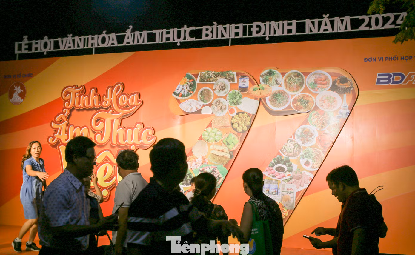 Lễ hội Văn hóa Ẩm thực Bình Định năm 2024 diễn ra từ ngày 22 - 24/3, trong khuôn khổ Tuần lễ Amazing Binh Dinh Fest 2024.