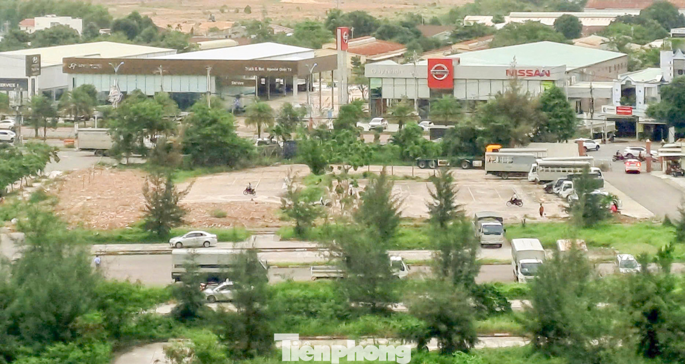 Chi phí thực hiện dự án là 1.144 tỷ đồng (không bao gồm tiền sử dụng đất trúng đấu giá quyền sử dụng đất). Tiến độ thực hiện dự án là 48 tháng kể từ ngày có quyết định công nhận kết quả trúng đấu giá hoặc phê duyệt chấp thuận nhà đầu tư. Ảnh: Trương Định