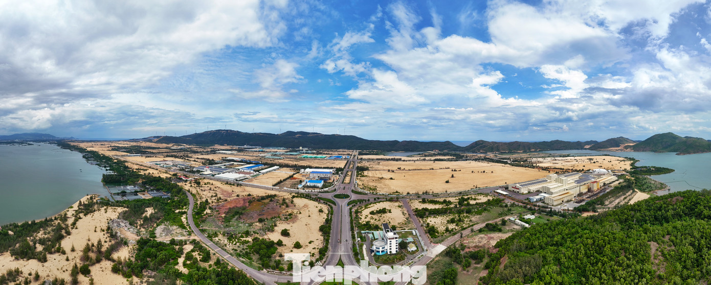 Khu Kinh tế Nhơn Hội. Ảnh: Mạnh Hiếu Khu Kinh tế Nhơn Hội. Ảnh: Mạnh Hiếu