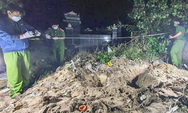 Hiện trường nơi Nhật chôn thi thể anh D. Ảnh: Công an Bình Định