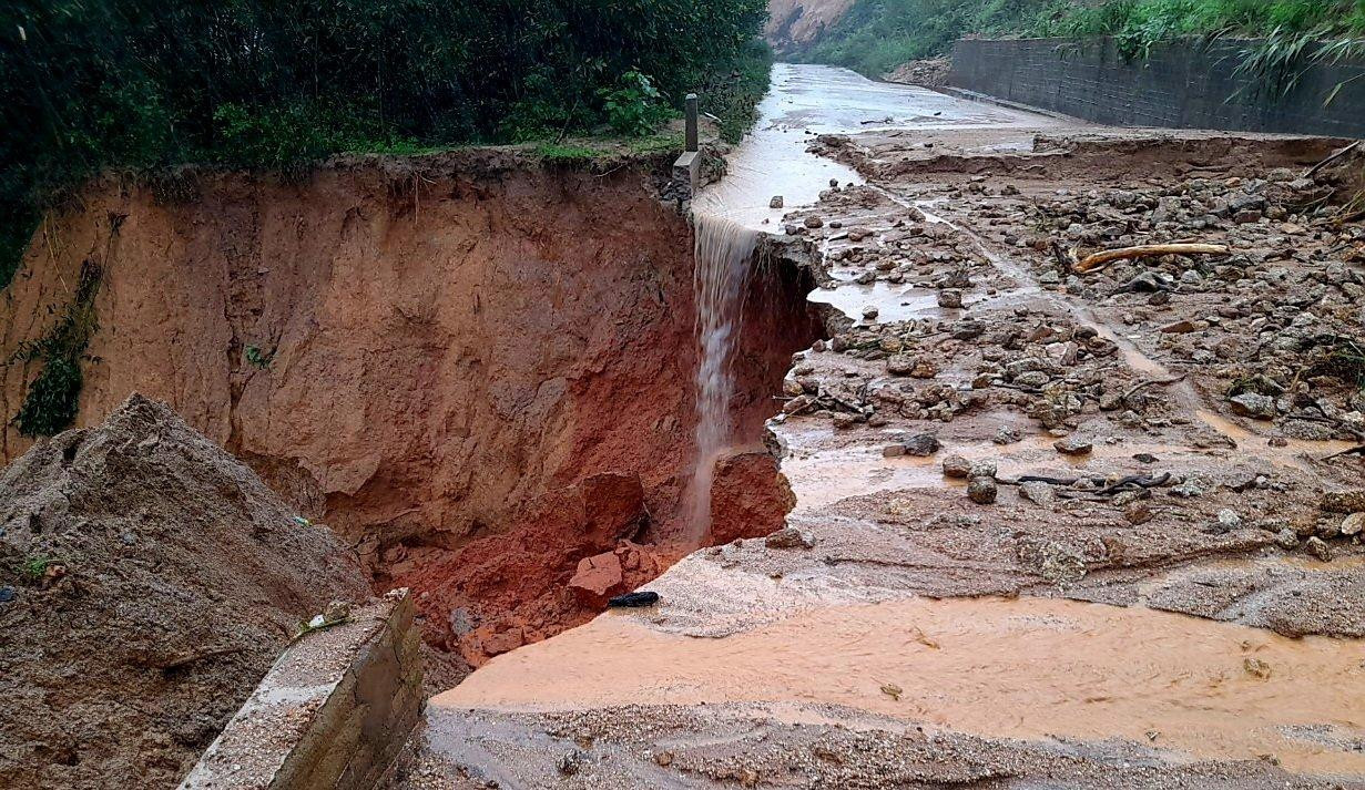 Điểm sạt lở trên địa bàn huyện miền núi An Lão vào đợt mưa lũ năm 2021.