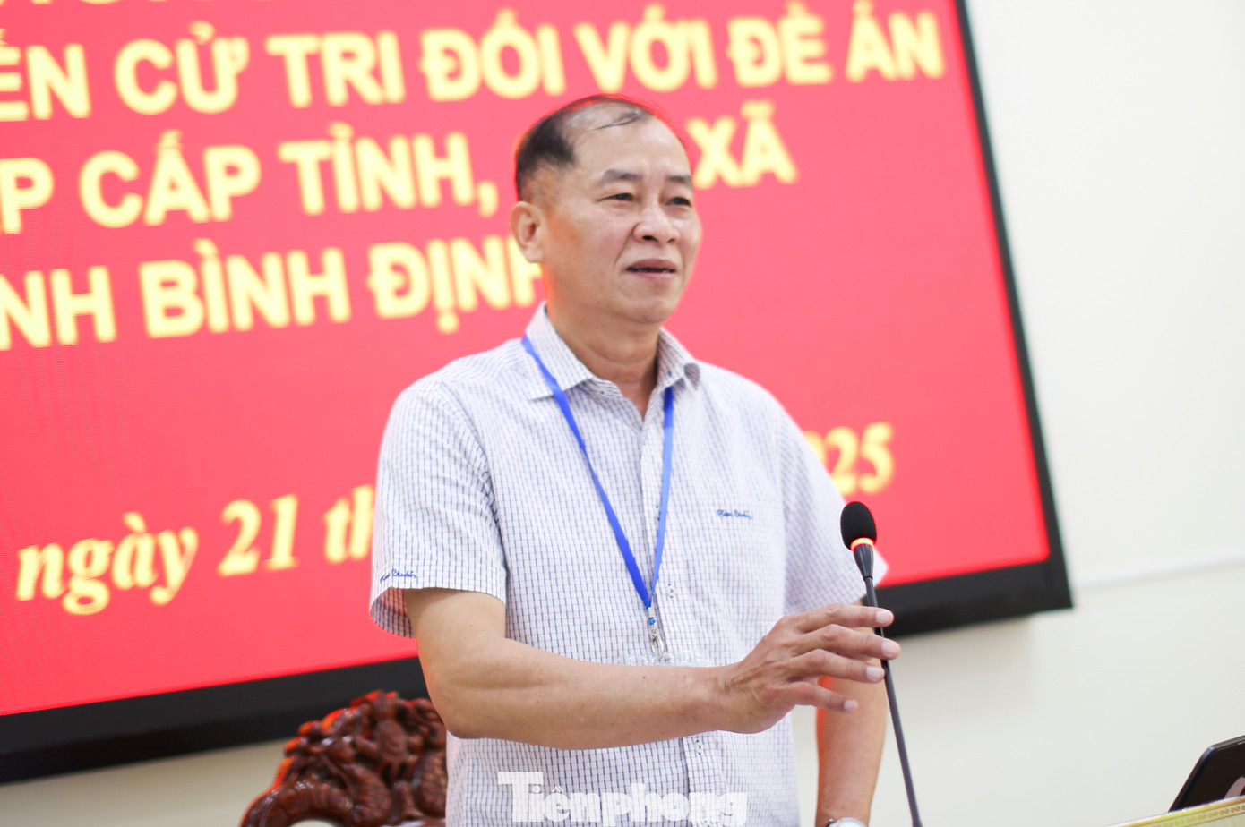 Giám đốc Sở Nội vụ tỉnh Bình Định Lê Minh Tuấn. Ảnh: Trương Định Giám đốc Sở Nội vụ tỉnh Bình Định Lê Minh Tuấn. Ảnh: Trương Định